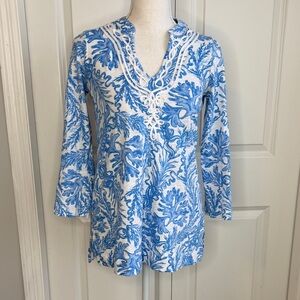 Lilly Pulitzer Blue White Kaia Knit Tunic Top XS VNeck Slub Cotton Ribbon Resort